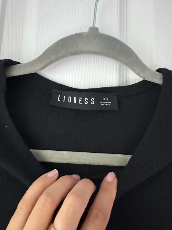Lioness black dress  - Image 3