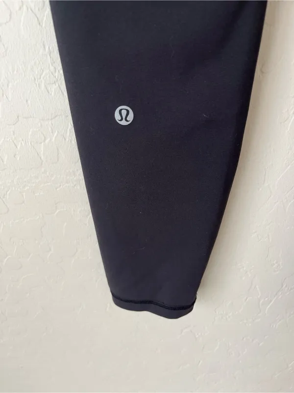 Lululemon Wunder Train High-Rise leggings with Pockets 25" black 6 - Image 11