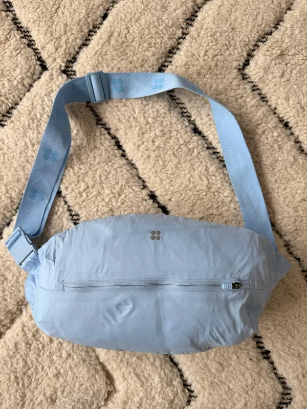 Sweaty Betty light blue puffer jacket - Image 2