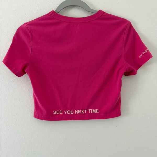 Dandy Worldwide Embroidered ‘Wish You Were Here’ Y2K babydoll cropped tee small - Image 6