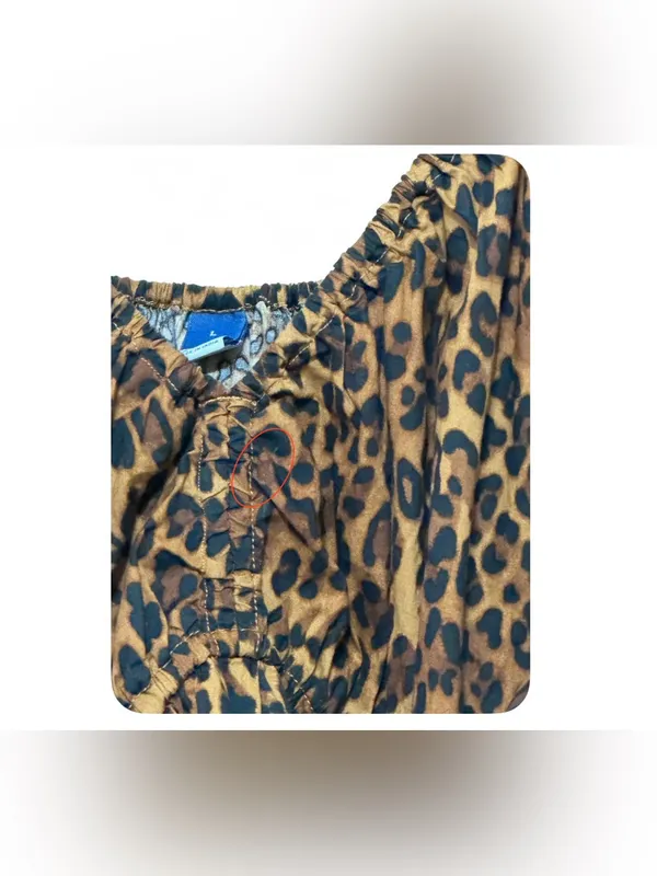 Old Navy Women’s V-Neck Leopard Smocked Puff Sleeve Mini Dress Size Large - Image 9