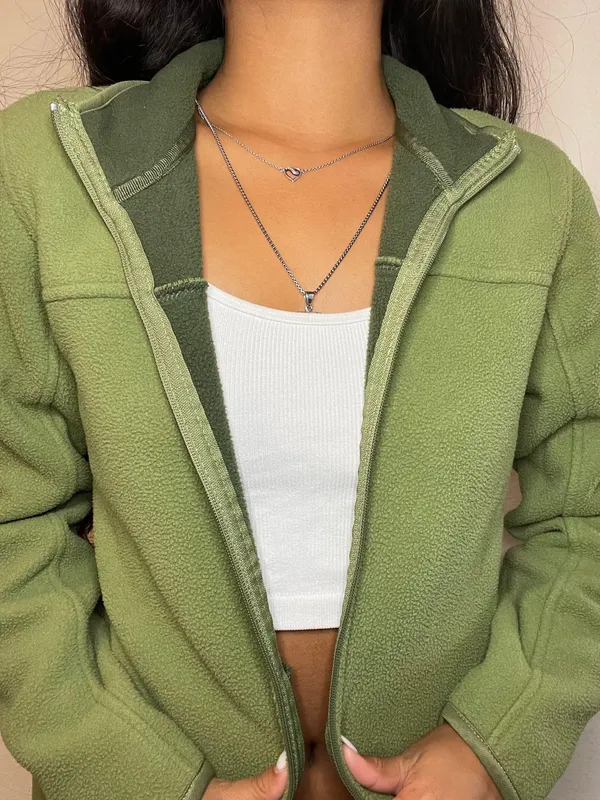 green jacket - Image 3