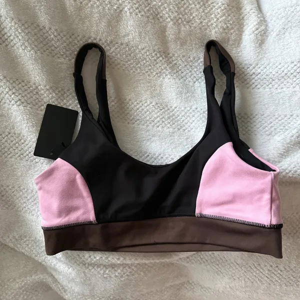 NWT new Hurley color block sports bra size medium - Image 2
