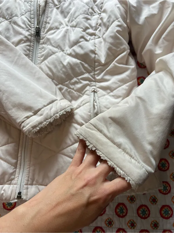The North Face Ivory Winter Jacket size small - Image 3