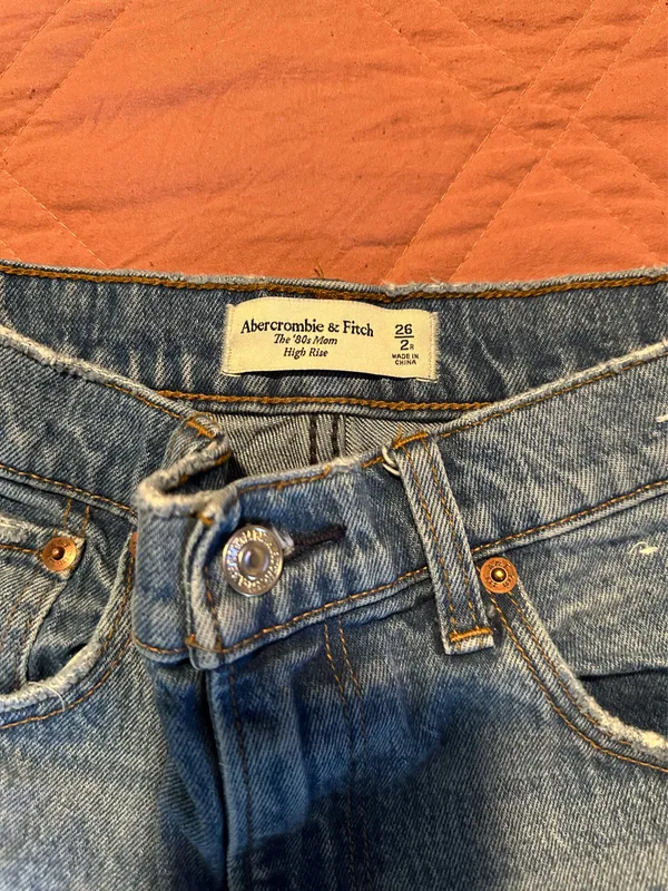 Abercrombie Jeans - Image 3