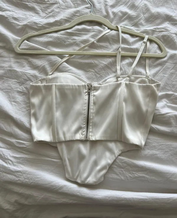 White Satin Bustier Corset Size M - Image 2