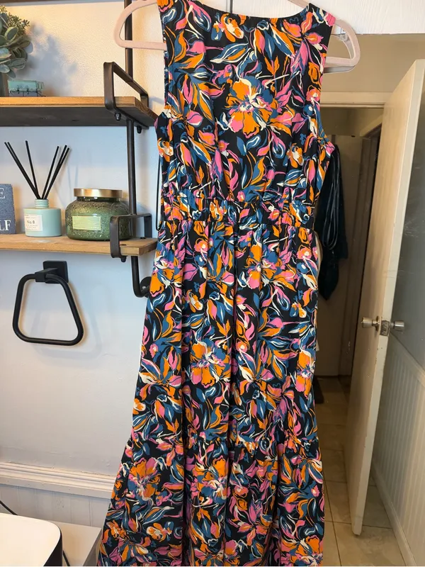 French Connection Black Maxi Dress with Pink & Orange Floral Print - Image 4