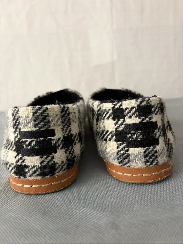 TOMS Women’s Size W9 Black White Plaid Houndstooth Slip On Shoes( B171) - Image 4