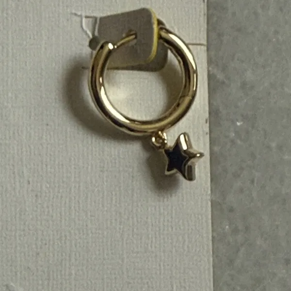 Kendra Scott Kayla Huggies Hoop Earrings with Purple Star Charms New - Image 4