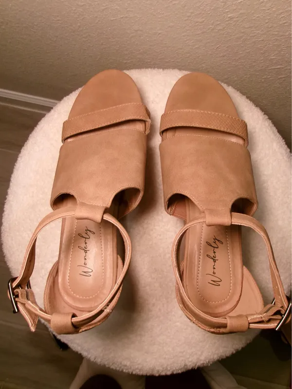 Wonderly Tan Platform Block Heel Sandals - Image 2