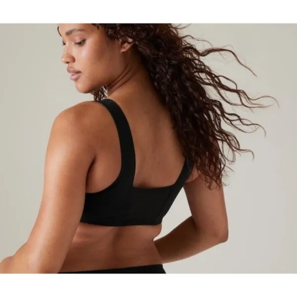 New Athleta M Ritual Pull On Sports Bra Women's Medium Cup D-DD Black - Image 2