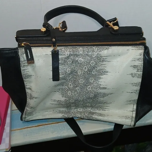 Vince Camuto Black Leather Snakeskin Embossed Satchel Crossbody Bag - Image 2
