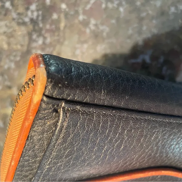 Dooney & Bourke vintage black belt pebbled leather convertible crossbody bag - Image 6