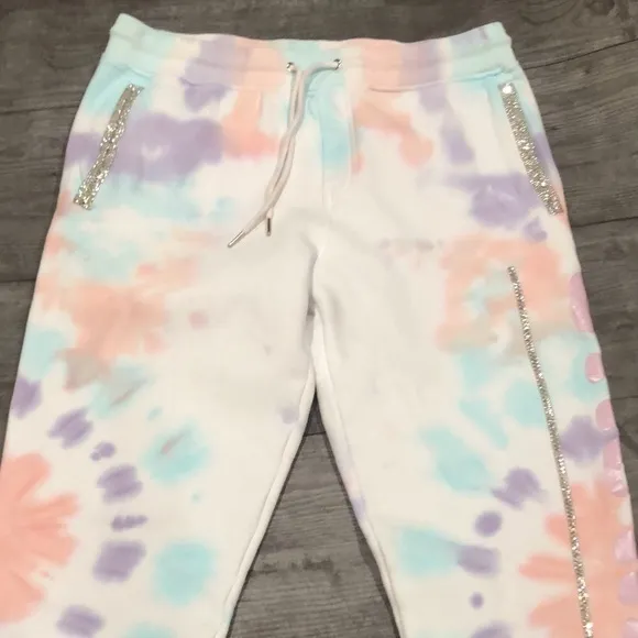 Chris D’Elia Life Rips Custom Dye Sweat Pants - Image 2