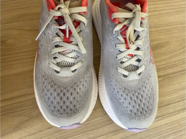 Hoka Women's Light Gray Running Shoes with Coral & Lavender Accents - Image 9
