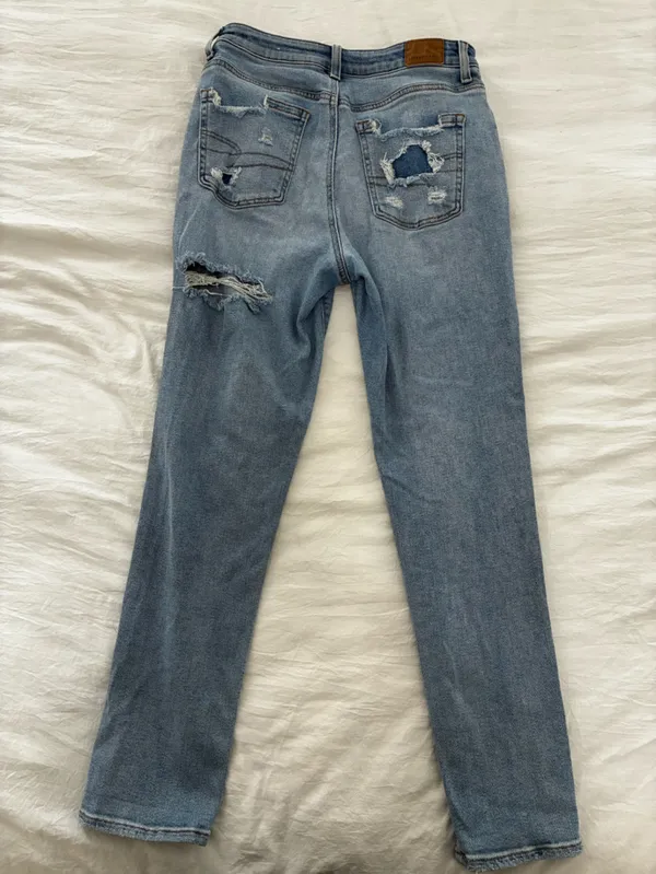 American Eagle Outfitters Men's Distressed Dark Gray Skinny Jeans - Image 3
