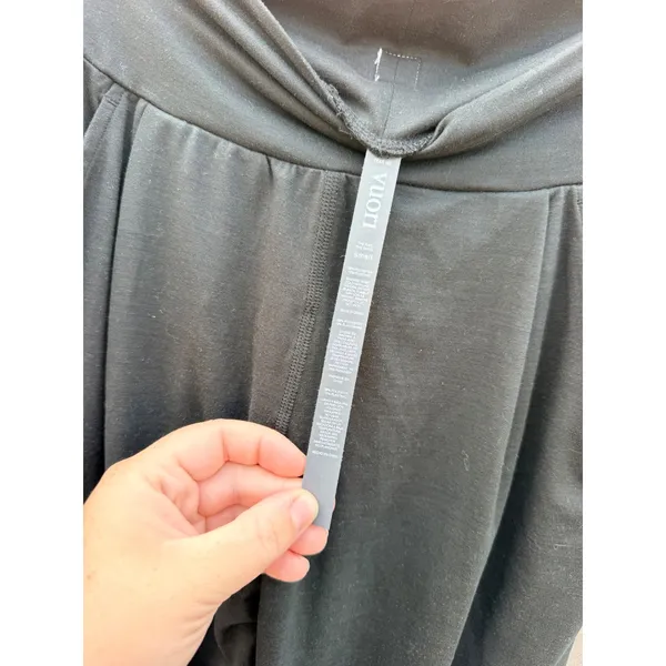 Vuori women's Lux At Ease Harem High Rise Jogger in Black Sz Small - Image 7