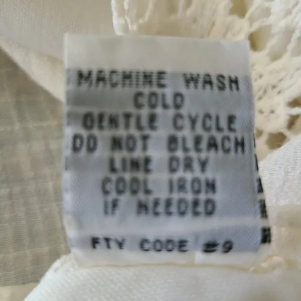 NWT Rebellion Sheer Ivory Cream Colored Lace eyelet Tank Top Women's Size‎ Small - Image 9