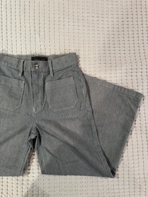 Point Sur High Rise Crop Wide Leg Pants - Image 3