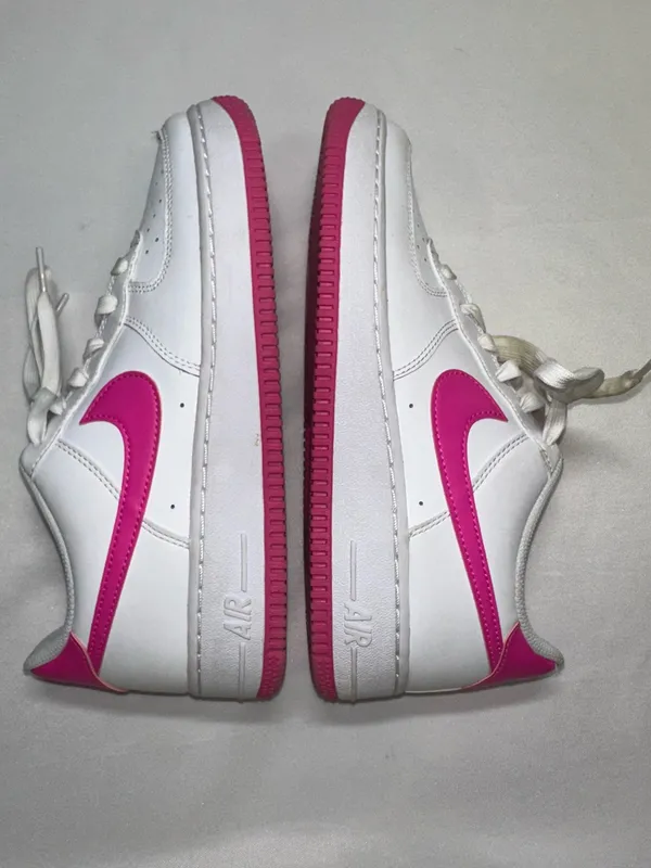 Nike Air Force 1 Low White Laser Fuchsia Pink FV5948-102 Youth 7Y Women 8.5 - Image 6