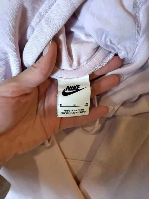 Nike Sweatshirt - Image 2