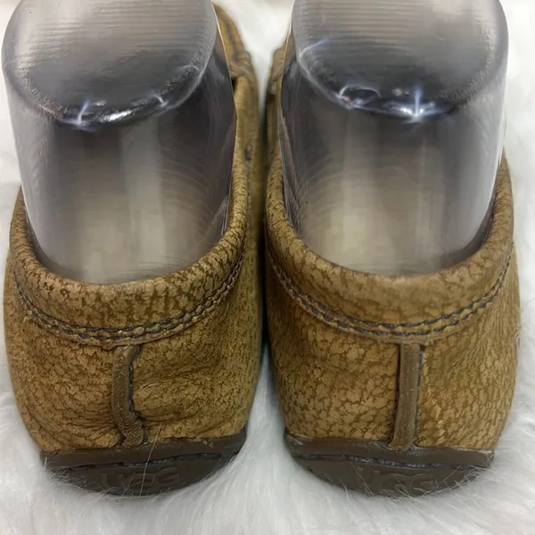 Ugg Australia Beige Fur‎ Lined Logo Buckle Loafer Size 7 A1 - Image 7