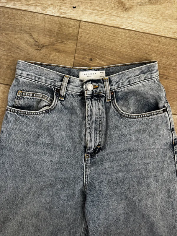 Topshop Light Blue Boyfriend Jeans - Image 5