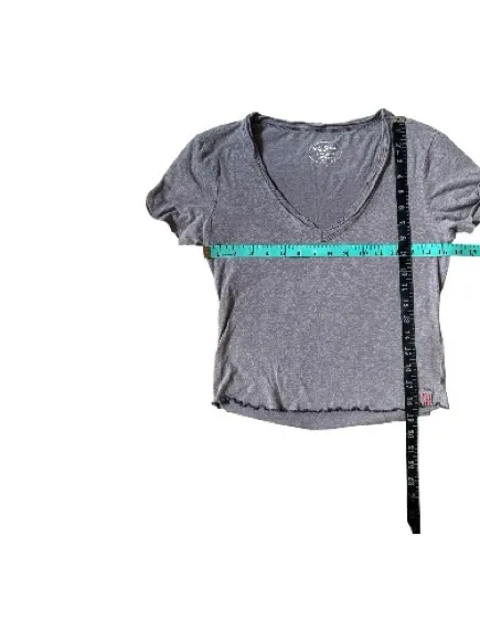 BDG Distressed Krissy V Neck Crop Top Size Medium - Image 5