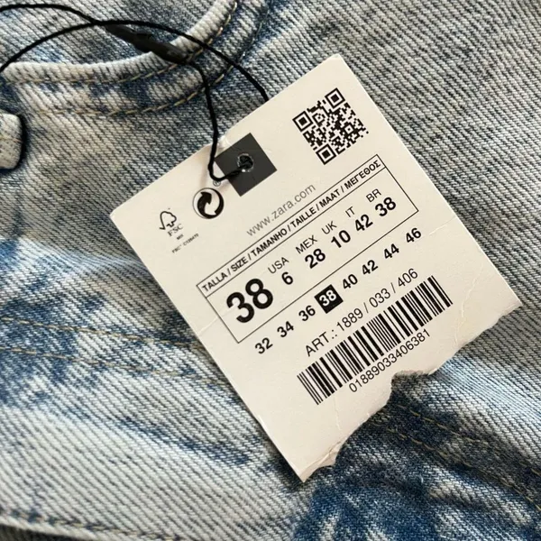 Zara NWT Jeans straight leg, baggy fit - Image 2