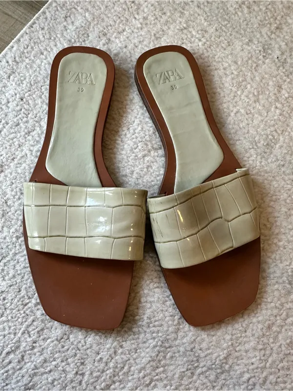 Zara Cream Croc Embossed Slide Sandals Size 39 / 8 - Image 3