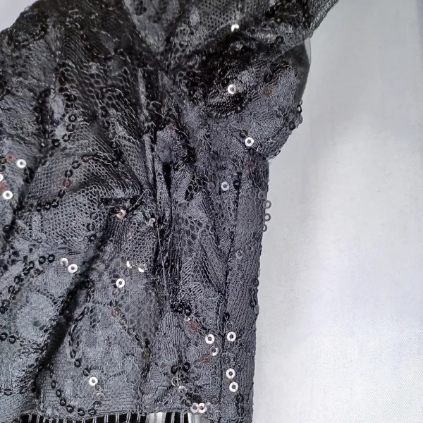 David's Bridal Short Sleeve Illusion Lace Tiered Ruffle Black Homecoming Dress - Image 4