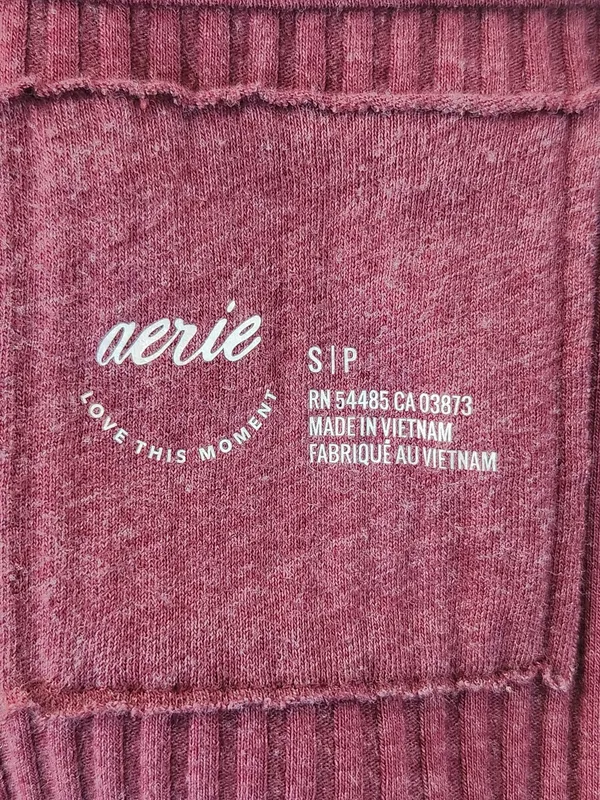 Aerie Burgundy Ribbed Knit Fitted Henley Top Size Small - Image 6
