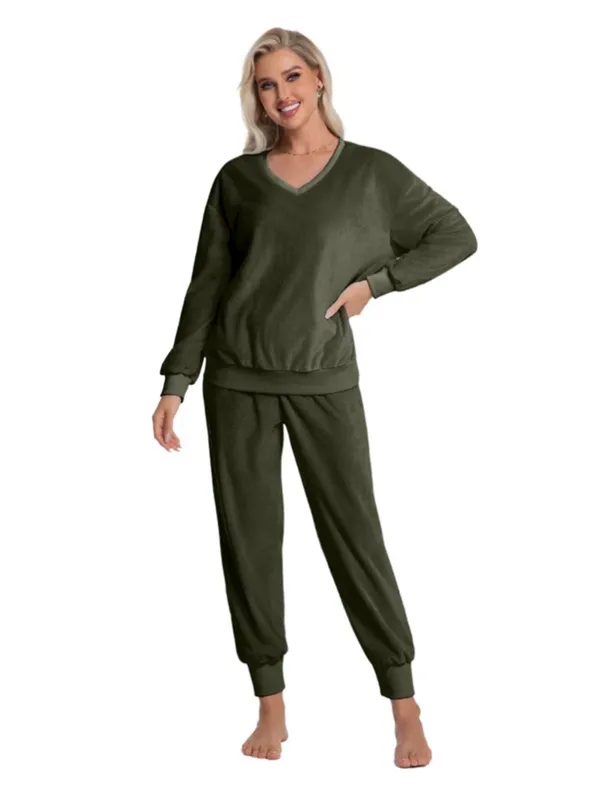 NEW Pajama Set Velvet Long Sleeve Pjs Soft Lounge Set 2 Piece M - Image 2