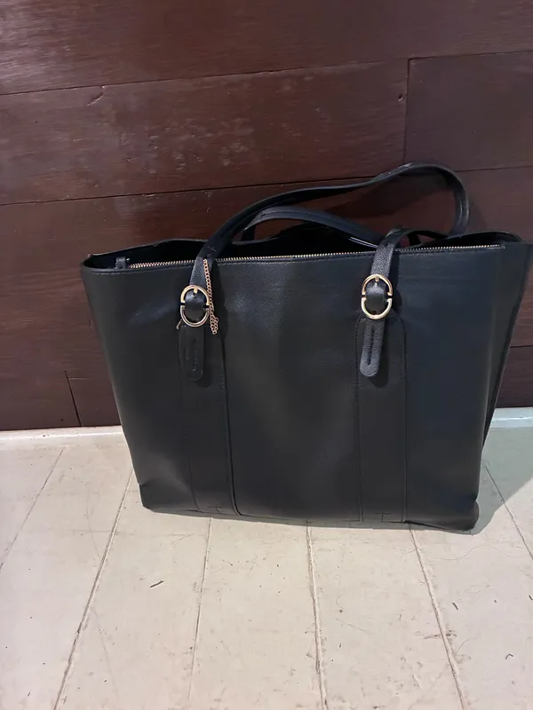 Alfani Classic Black Leather Tote Bag - Image 2