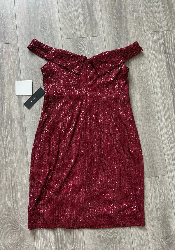 New Lulus Once in a Lifetime Wine Red Sequin Off-Shoulder Mini Dress MSRP $74 - Image 8