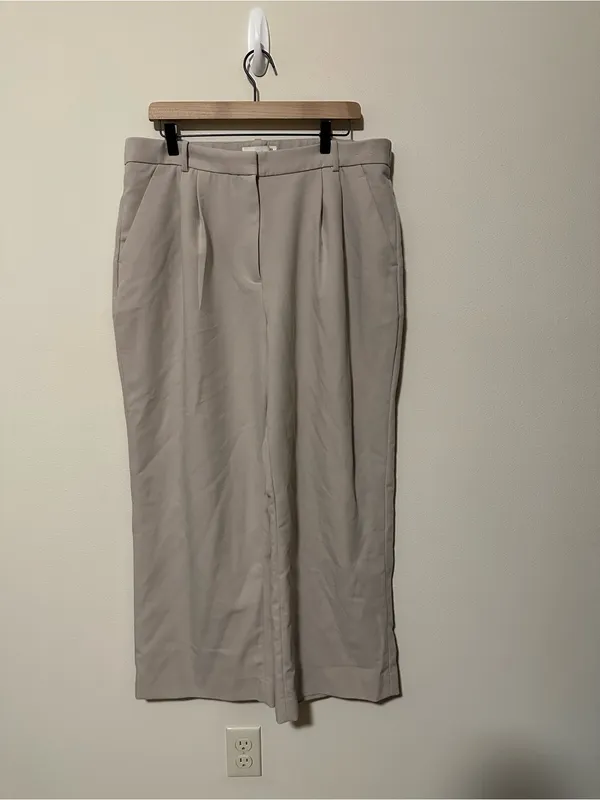 Abercrombie curve love sloane tailored pant beige 33P 16 SHORT wide leg trouser - Image 9
