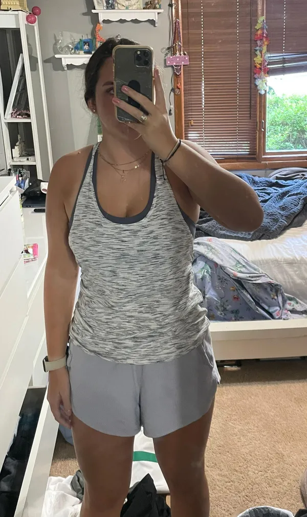 Lululemon Tank Built-In Sports Bra - Image 2