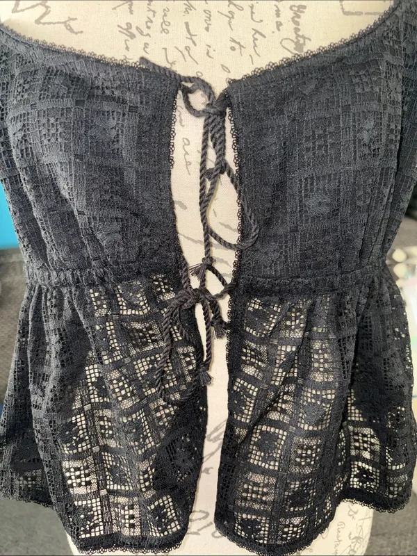 NWT Aerie Show Off High Tide Lace Tie Front Bra Top, XL - Image 2