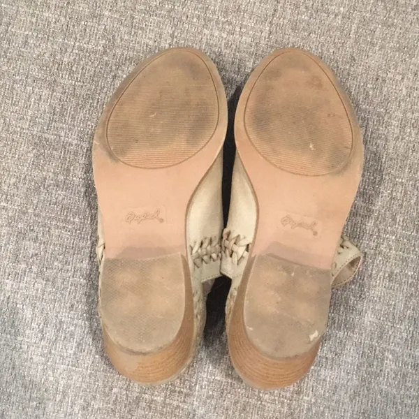 Qupid • Woven V Cut Ankle Booties Taupe 7.5 - Image 3