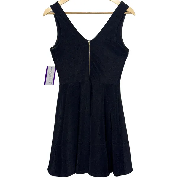 Lululs Black Sleeveless Zip Up V-Neck Fit and Flare Mini Dress Women Size Medium - Image 2