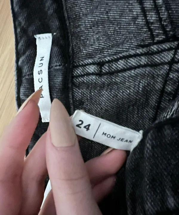 PacSun Mom Jeans - Image 4