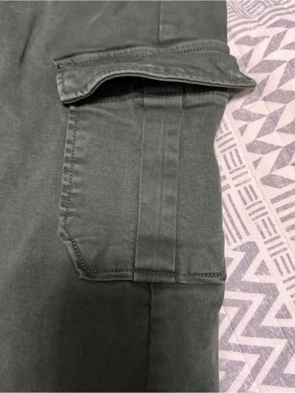 Well Worn Olive Cargo Pants Womens 6/28 Utility Stretch Straight Leg Green - Image 4