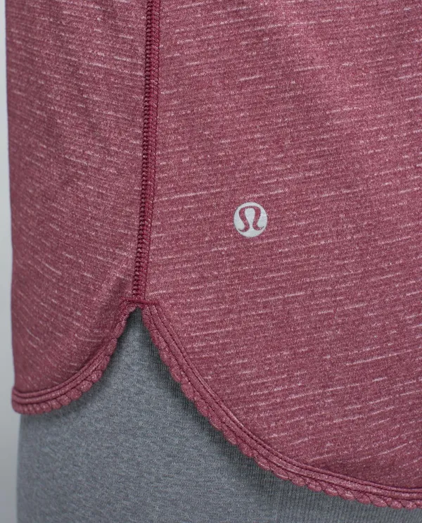 Lululemon 105 F Singlet Tank - Image 5