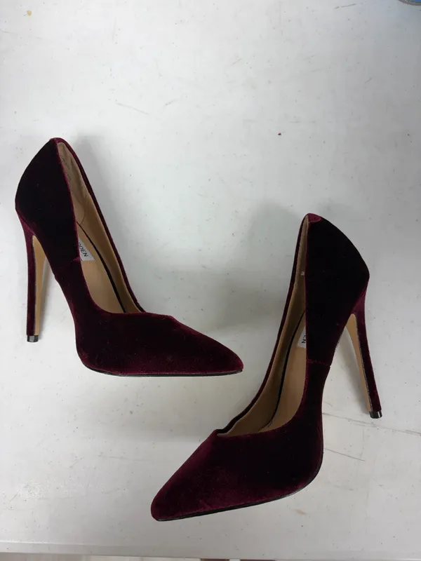 Steve Madden Velvet Pointed Toe Pumps - Image 2