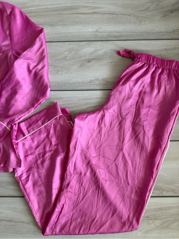 Victoria’s Secret Signature Satin Shine Long Pajama Set Pink Small NWT - Image 7