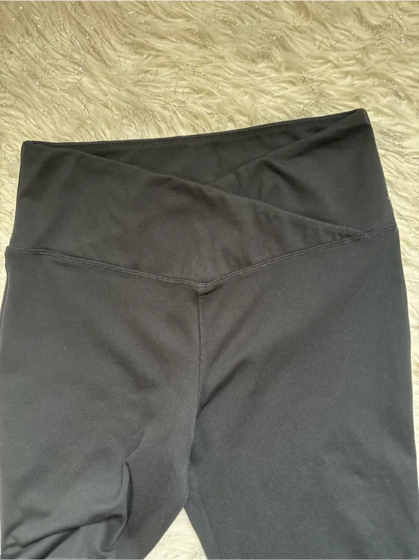 Danskin Black Women’s High-Waist Flare Jogger Track Pants with Side Slit Size M - Image 12
