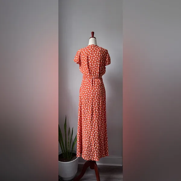 and other stories Women's Burnt Orange Floral Maxi Wrap Dress with Tie Waist - Image 3