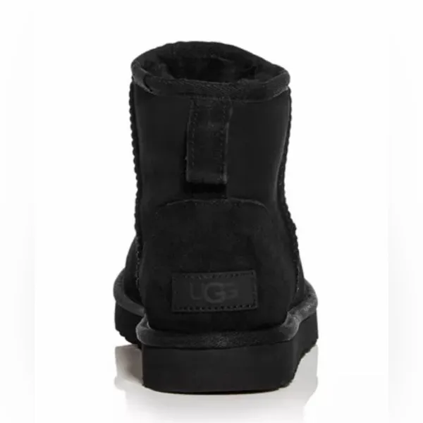 UGG Women's Classic II Mini Boots size 5 - Image 6