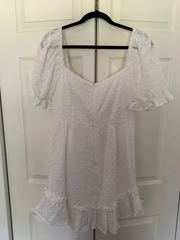 Selfie Leslie Hayden Puff Sleeve Eyelet Embroidery Dress White Sun Dress Size L - Image 8
