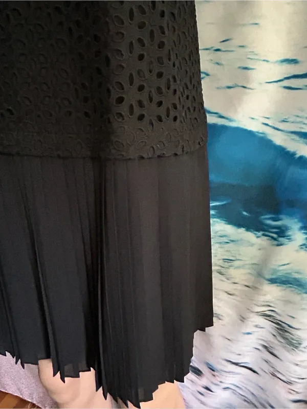 Loft Women’s Black Lace & Pleated Hem Sleeveless Dress SZ 6 NWT - Image 4